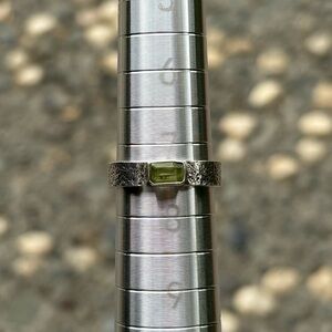 Natural Peridot & Textured Sterling Silver Statement Ring - Size 7.5